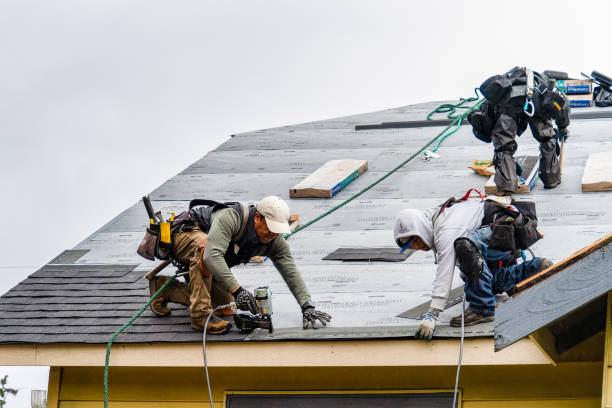 Professional Gutter Installation technician working in Redding Center, CT